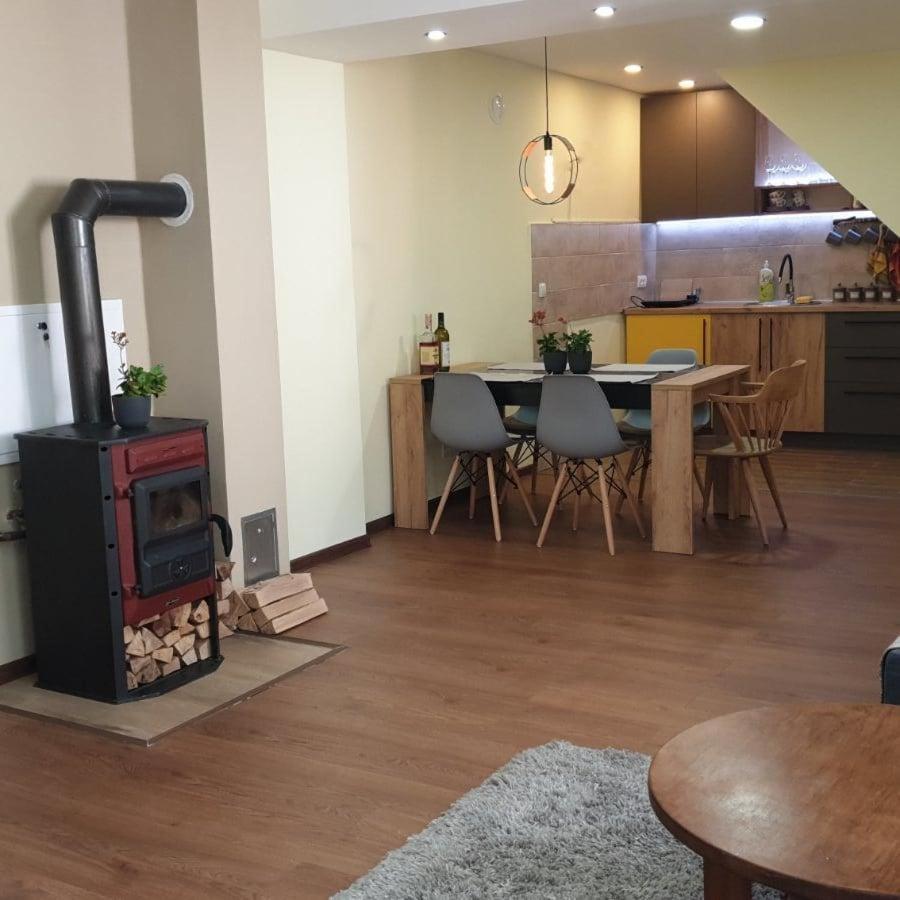 Nikas Apartman Donji Milanovac Eksteriør bilde