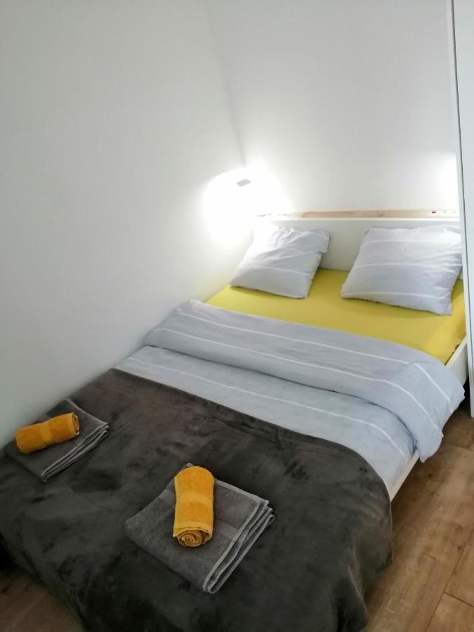 Nikas Apartman Donji Milanovac Eksteriør bilde